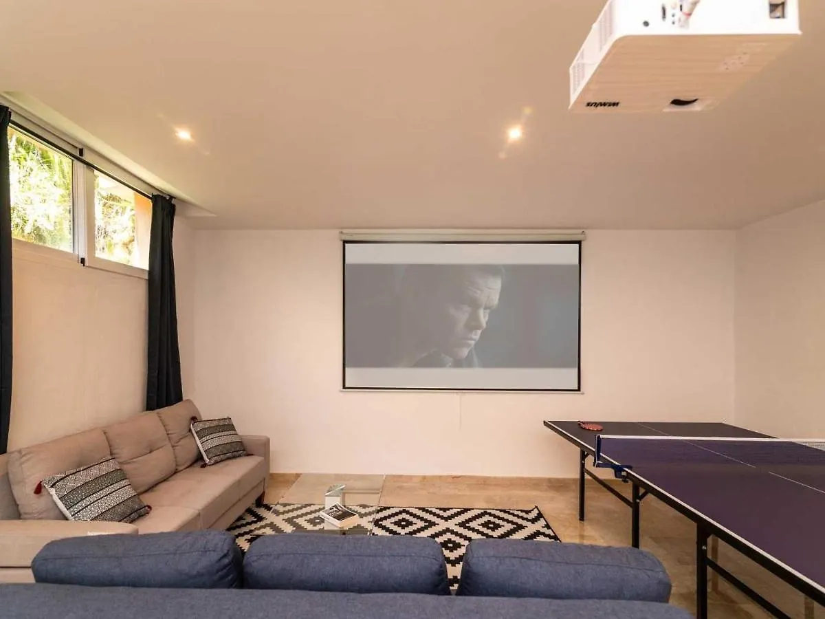 Villa El Calvario: Cinematic Retreat in Marbella's Old Town